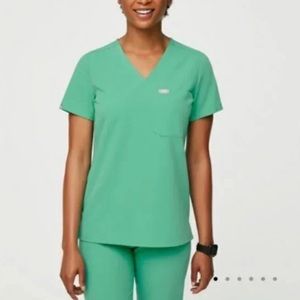 Figs Catarina Scrub Top Surgical Green XS